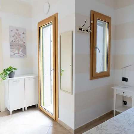 アパートホテル Residence Il Vento E Il Mare 4*