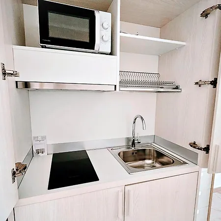 Residence Il Vento E Il Mare 4* パラーウ