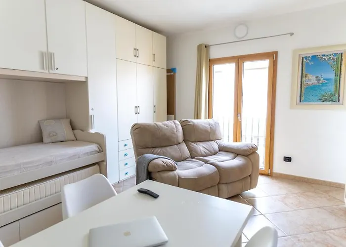 מלון דירות Residence Il Vento E Il Mare פאלאו