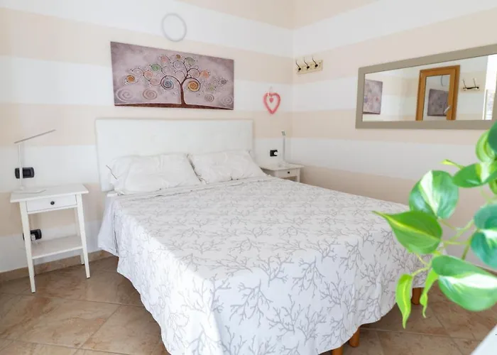 מלון דירות Residence Il Vento E Il Mare פאלאו