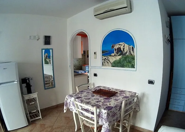 Residence Il Vento E Il Mare 4* פאלאו